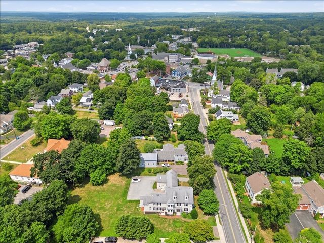 35 South St A, Medfield, MA 02052