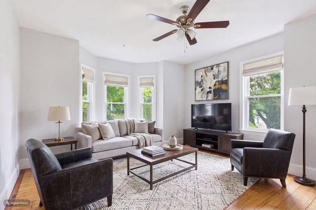 35 South St A, Medfield, MA 02052