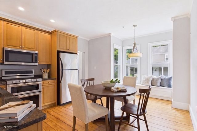 35 South St A, Medfield, MA 02052