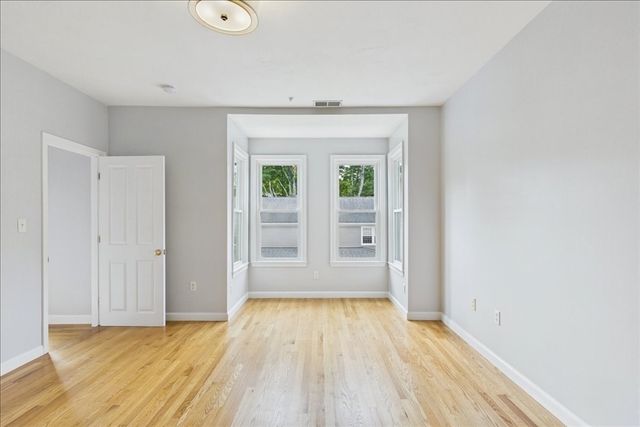 35 South St A, Medfield, MA 02052