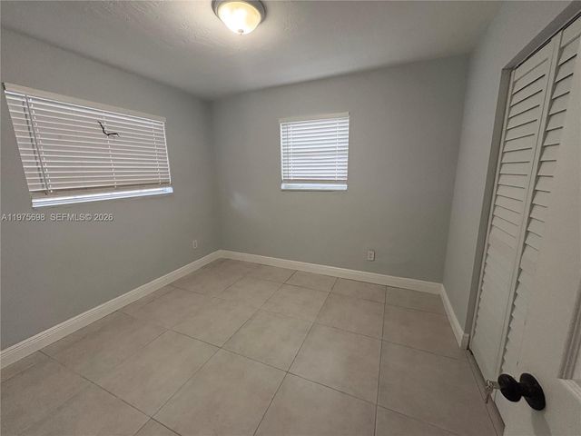 3600 SW 32nd Ave, West Park, FL 33023