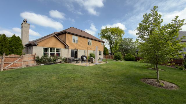 21203 Old North Church Road, Frankfort, IL 60423