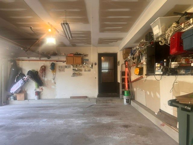 21203 Old North Church Road, Frankfort, IL 60423