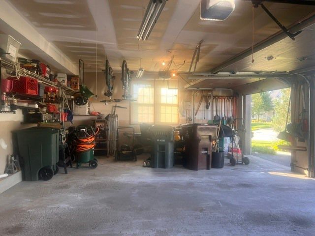 21203 Old North Church Road, Frankfort, IL 60423