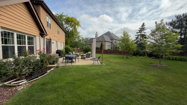 21203 Old North Church Road, Frankfort, IL 60423