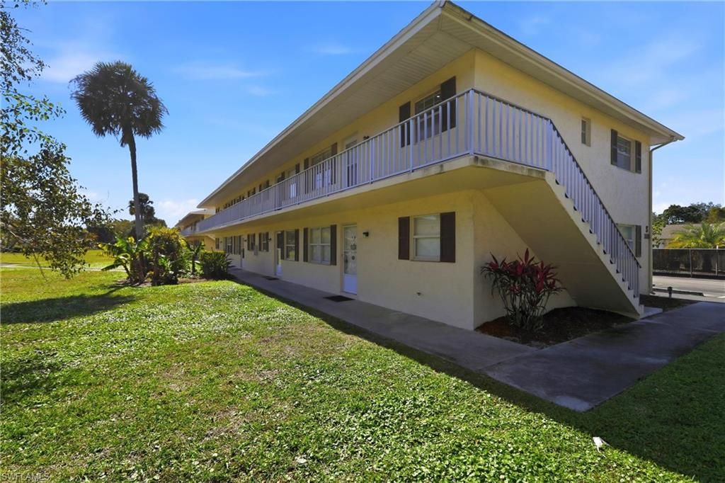 3325 Airport RD N S8, NAPLES, FL 34105 — photo 2
