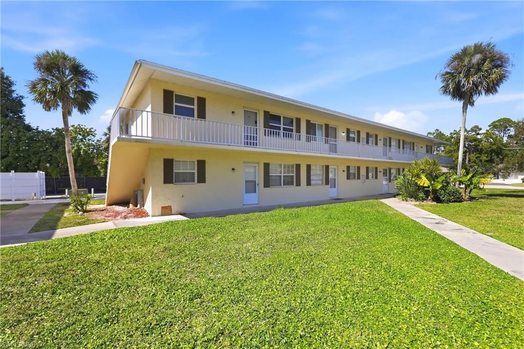 3325 Airport RD N S8, NAPLES, FL 34105 — photo 3