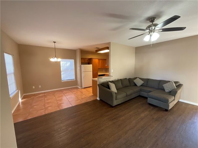 309 Rosebud Ave D, Corpus Christi, TX 78404