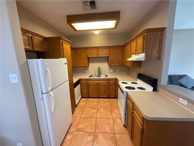 309 Rosebud Ave D, Corpus Christi, TX 78404