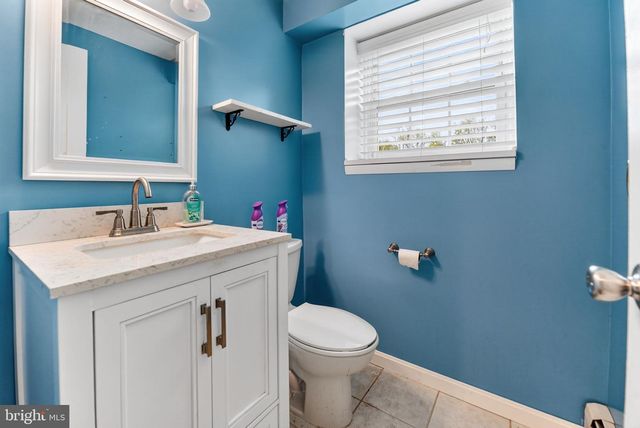 158 SAINT PETERS RD, Macungie, PA 18062