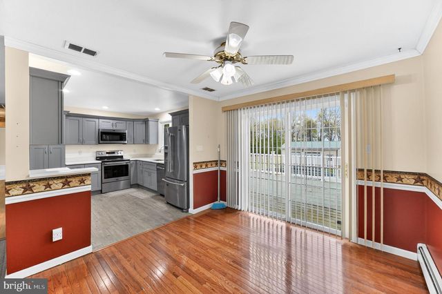 158 SAINT PETERS RD, Macungie, PA 18062