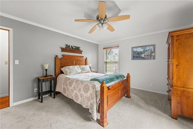 7610 NW Westside Drive, Weatherby Lake, MO 64152