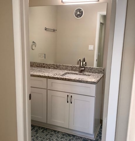 10408 Menard Avenue 2B, Oak Lawn, IL 60453