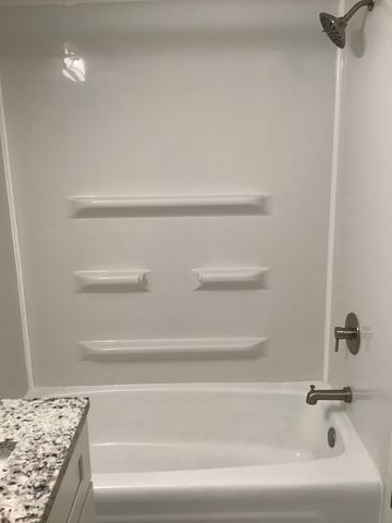 10408 Menard Avenue 2B, Oak Lawn, IL 60453