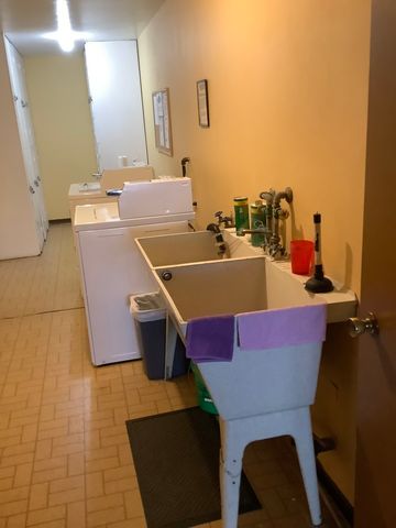 10408 Menard Avenue 2B, Oak Lawn, IL 60453