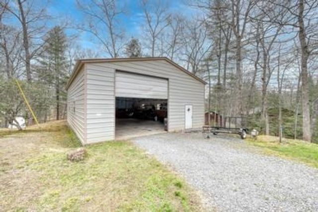 694 Hilltop Road, Murphy, NC 28906