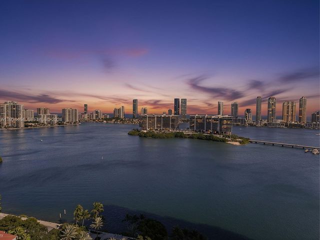 3301 NE 183rd St 2303, Aventura, FL 33160