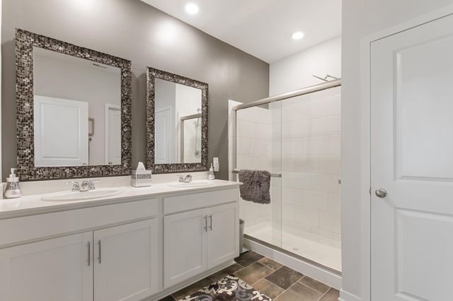 6253 Renner Park Drive, Columbus, OH 43228