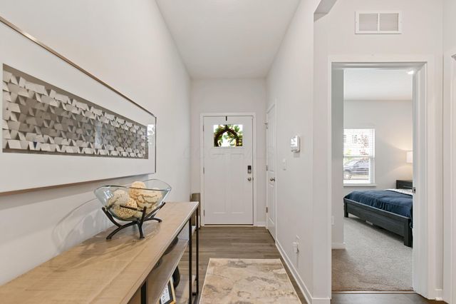 6253 Renner Park Drive, Columbus, OH 43228