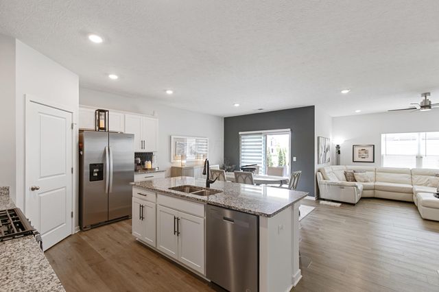 6253 Renner Park Drive, Columbus, OH 43228