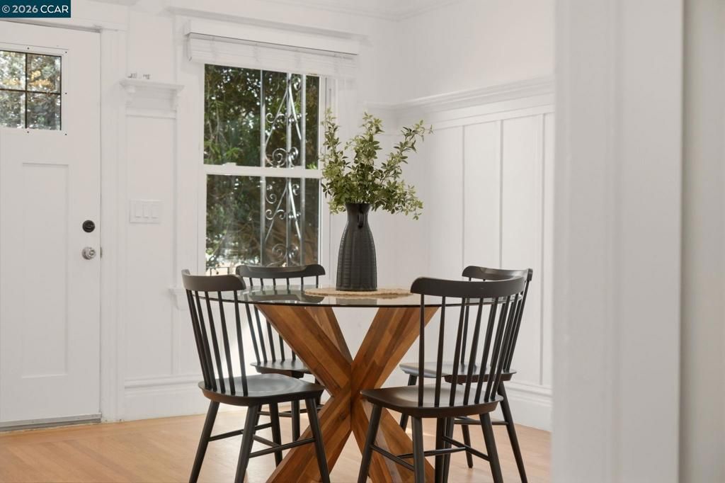 Image 15 of property listing at 3214 California St, Berkeley, CA 94703