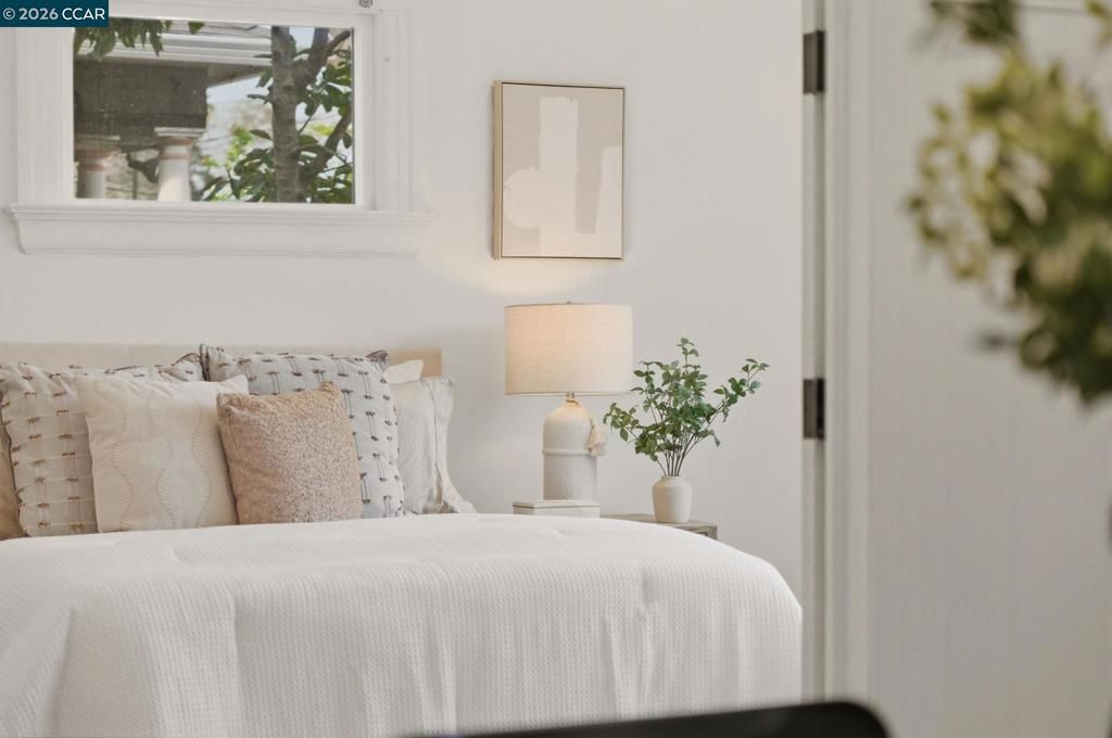 Image 19 of property listing at 3214 California St, Berkeley, CA 94703