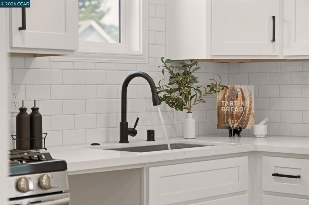 Image 37 of property listing at 3214 California St, Berkeley, CA 94703