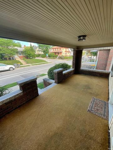 420 N Lincoln Street, Bloomington, IN 47408