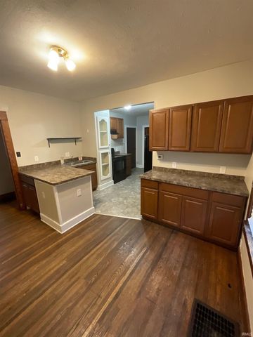 420 N Lincoln Street, Bloomington, IN 47408