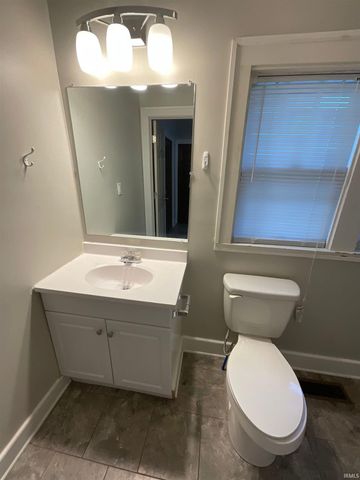 420 N Lincoln Street, Bloomington, IN 47408