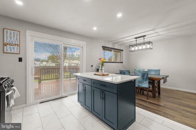 221 OCEAN AVE, Cherry Hill, NJ 08003