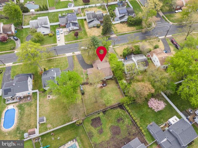 221 OCEAN AVE, Cherry Hill, NJ 08003