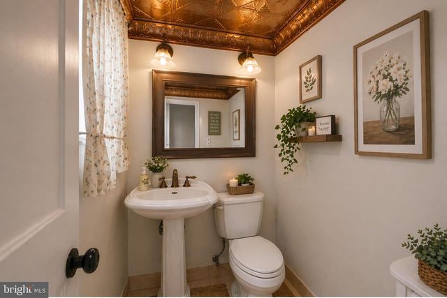 221 OCEAN AVE, Cherry Hill, NJ 08003