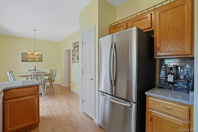 1 Ledger View Court, Highland Mills, NY 10930