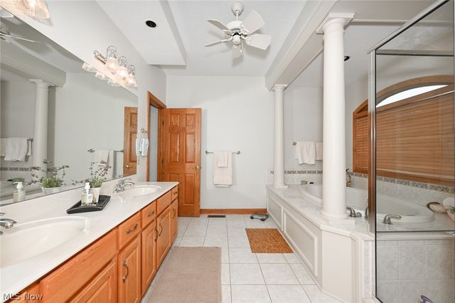 1597 Pilgrims Knob SE, Canton, OH 44709