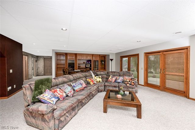 1597 Pilgrims Knob SE, Canton, OH 44709