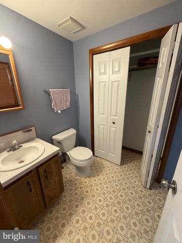 357 MACBETH DR, Charles Town, WV 25414