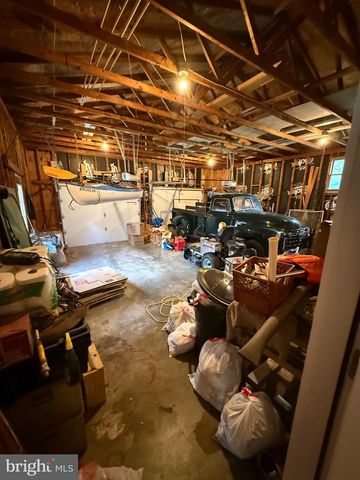 357 MACBETH DR, Charles Town, WV 25414