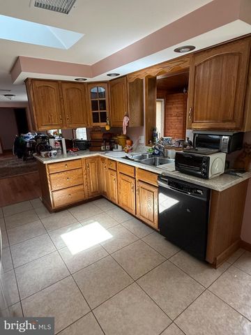 357 MACBETH DR, Charles Town, WV 25414