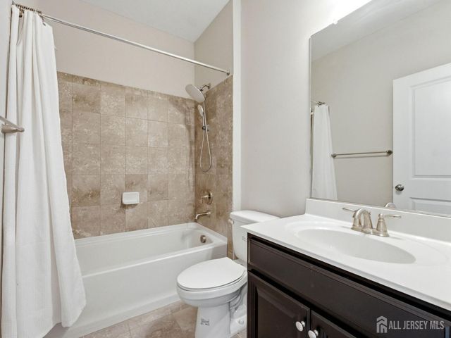 38 Sullivan Way, Evesham, NJ 08053