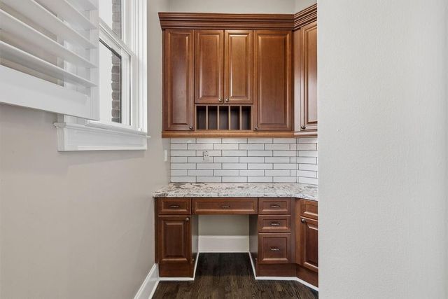 2895 Lassiter Manor Drive, Marietta, GA 30062