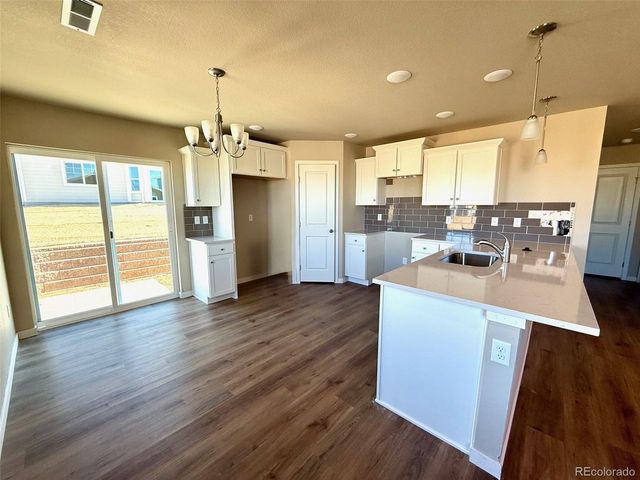 756 N Carrie Ct, Watkins, CO 80137