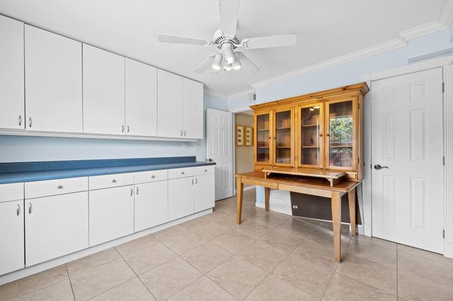 715 Tyler St, Hollywood, FL 33019