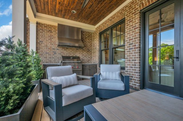 3608A West End Ave, Nashville, TN 37205