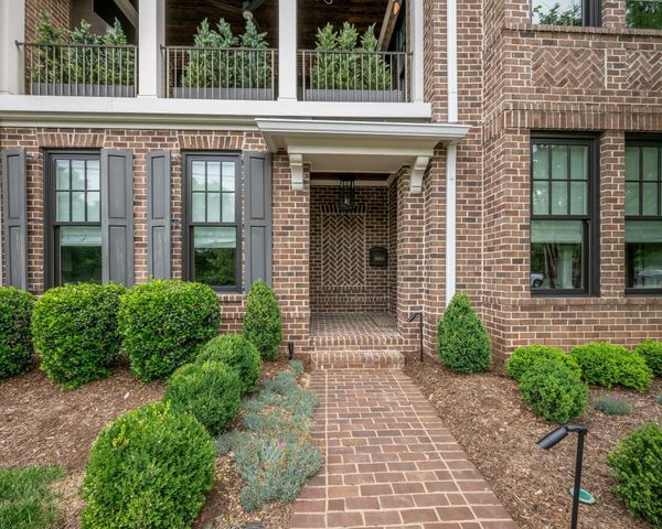 3608A West End Ave, Nashville, TN 37205