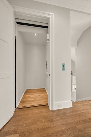 3608A West End Ave, Nashville, TN 37205