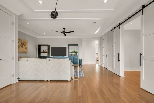 3608A West End Ave, Nashville, TN 37205