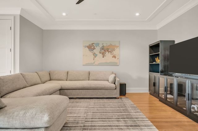 3608A West End Ave, Nashville, TN 37205