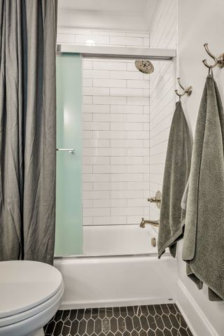 3608A West End Ave, Nashville, TN 37205