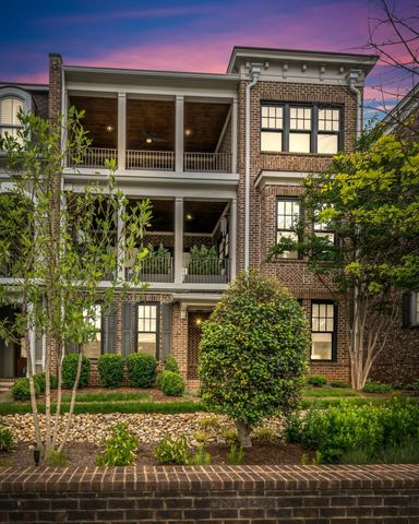 3608A West End Ave, Nashville, TN 37205